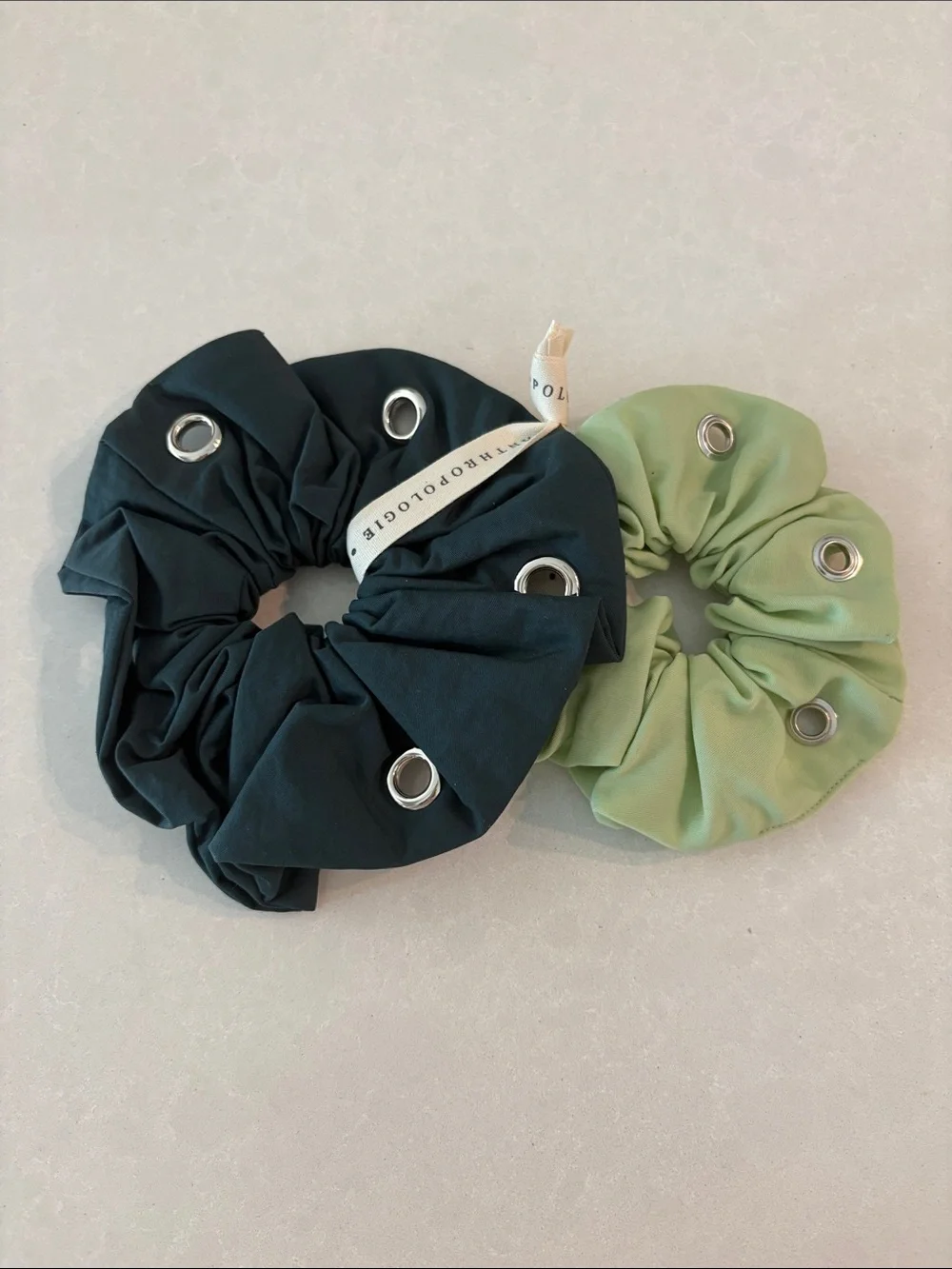Womens Eyelet Scrunchie Set - Dark Teal & Light Green
